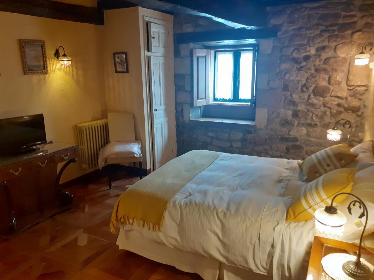 Hotel La Casona De Barrio, Alto Campoo Barrio  Eksteriør bilde