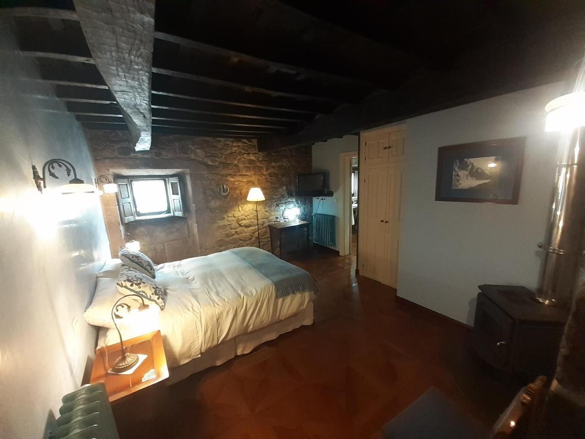 Hotel La Casona De Barrio, Alto Campoo Barrio  Eksteriør bilde